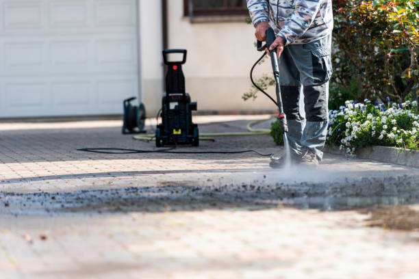Why Choose Our Certified Pressure Washing Experts for Your Project Needs in Akron, IA?